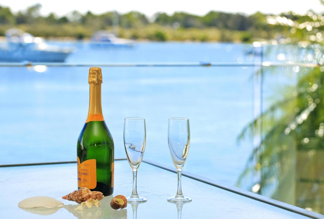 Noosa Quays Waterfront Accomodation Ngoại thất bức ảnh