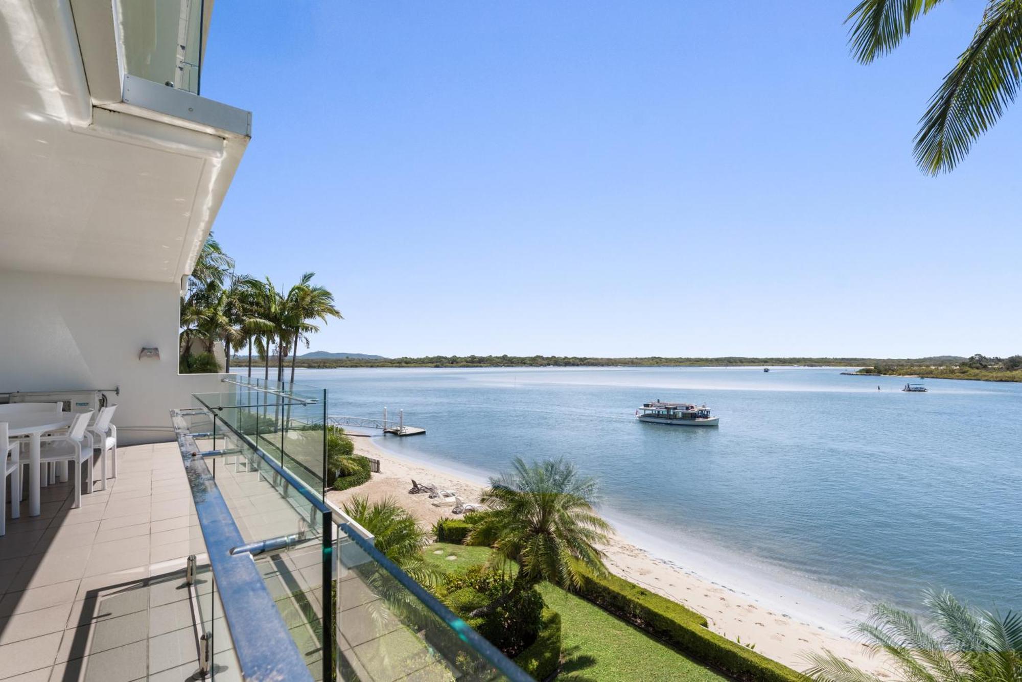Noosa Quays Waterfront Accomodation Ngoại thất bức ảnh